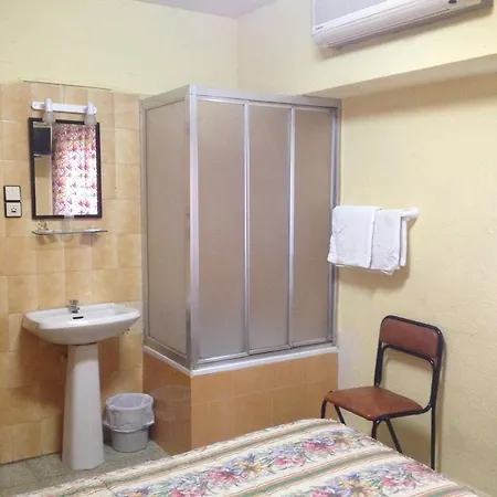 Santa Gema Pensión Zaragoza